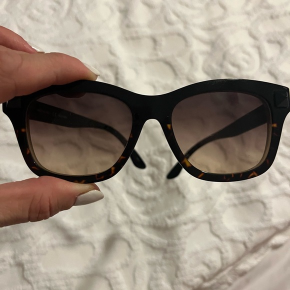 Authentic Valentino Sunglasses main image 6